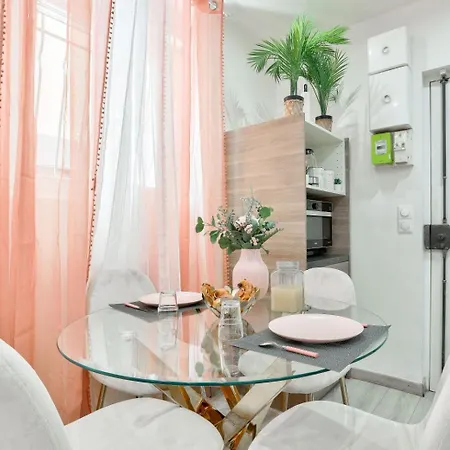Le Nid Douillet Appartement Confortable A 5 Min Du Stade De France Et Proche De L'Aeroport Cdg Saint-Denis  Exterior foto